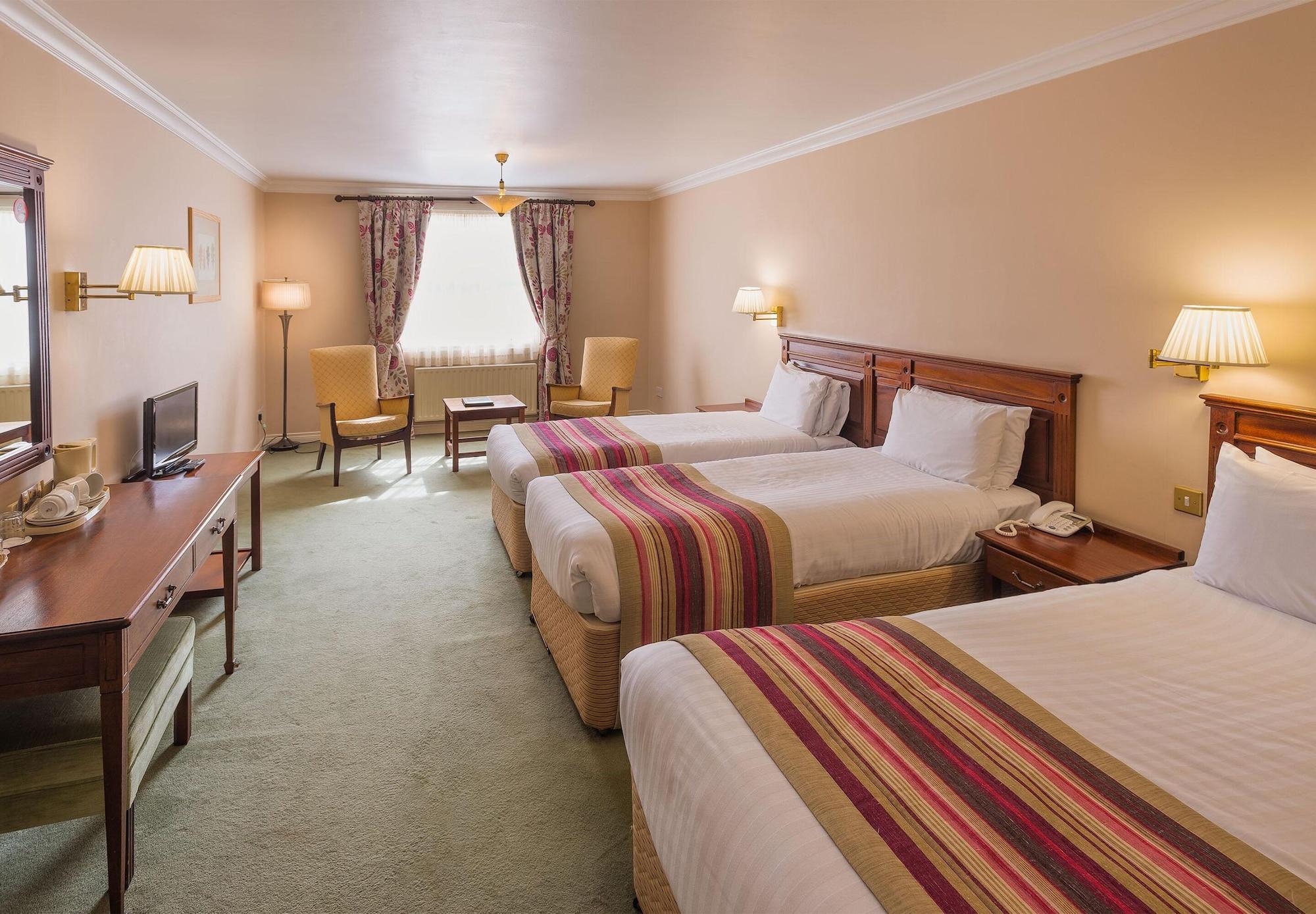 Londonderry Arms Hotel Карнлох Екстер'єр фото
