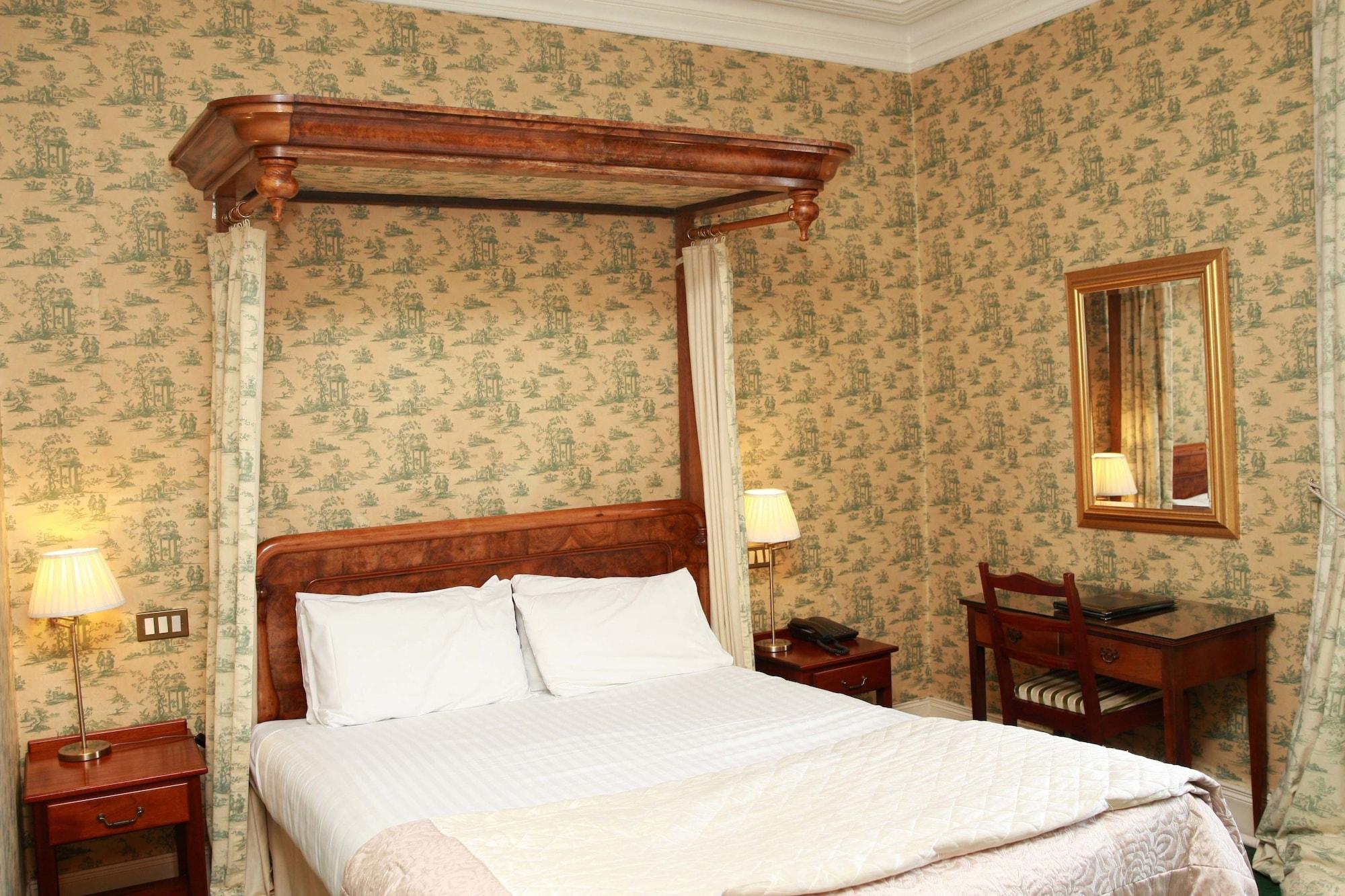 Londonderry Arms Hotel Карнлох Екстер'єр фото