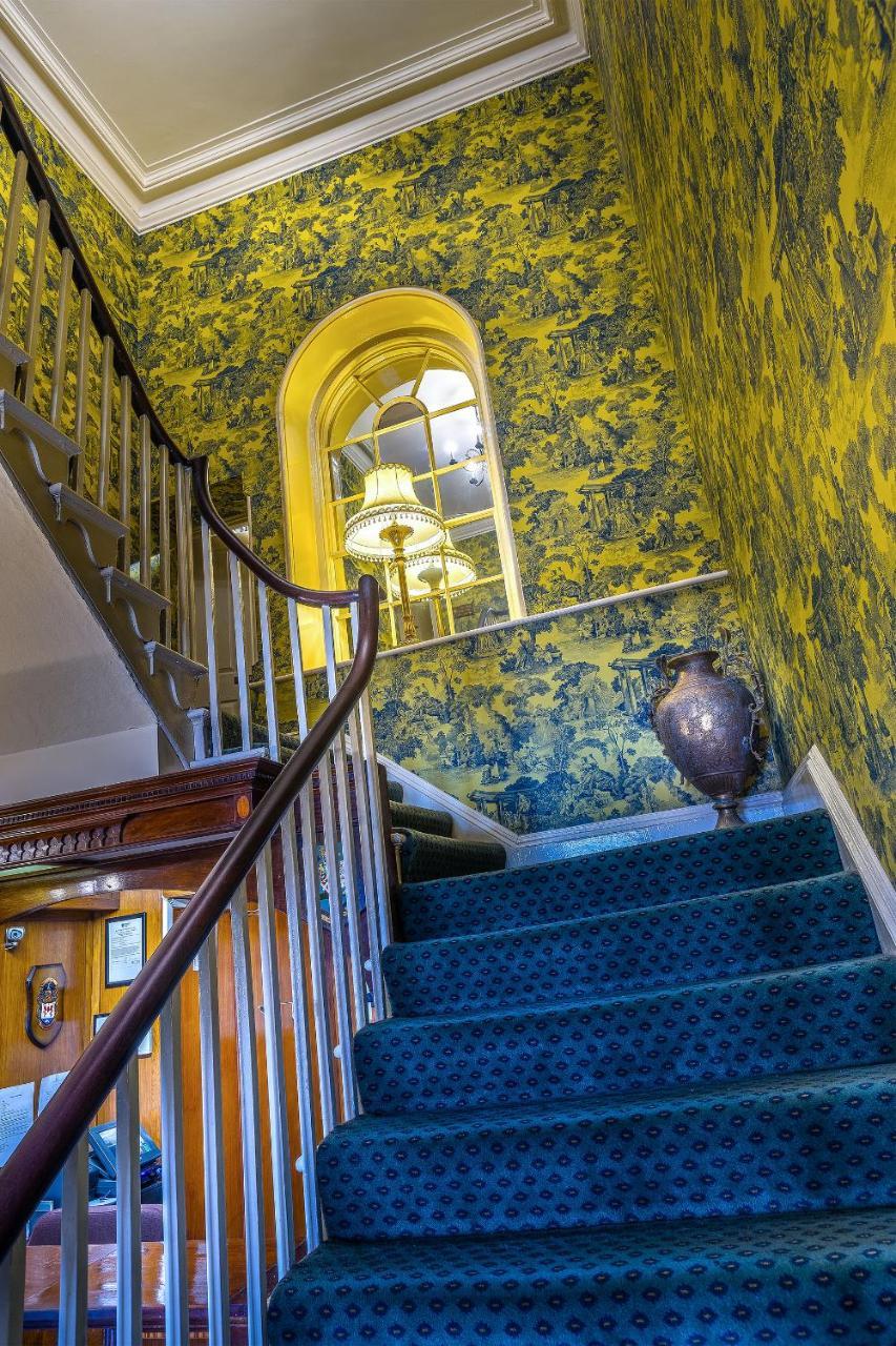 Londonderry Arms Hotel Карнлох Екстер'єр фото